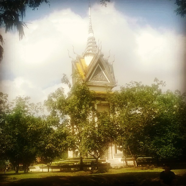 12224530_1661505704088290_1880162636_n