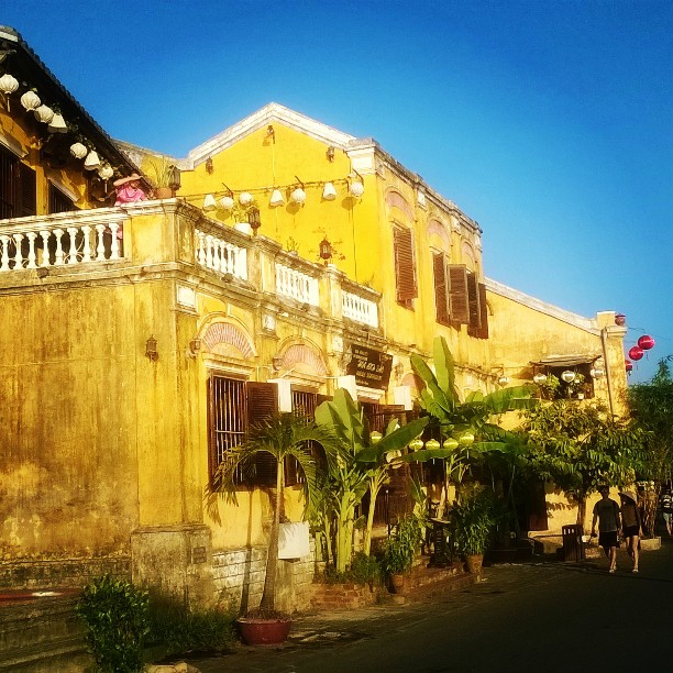 12135448_496671013848376_1553360778_n